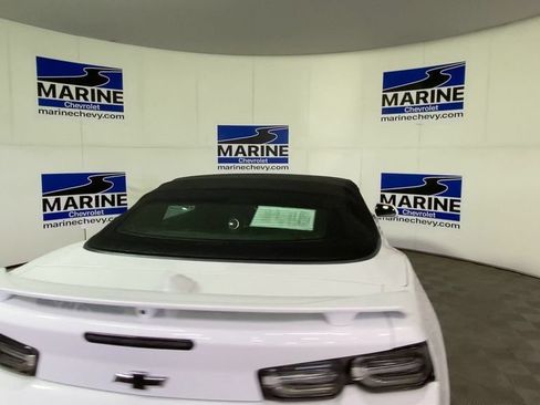 Used 2023 Chevrolet Camaro SS RWD image 9