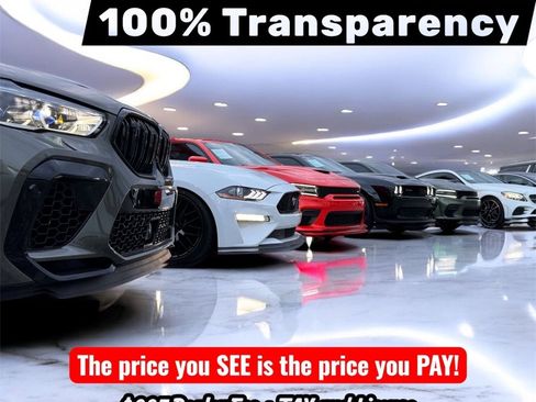 Used 2018 Nissan 370Z Touring image 2