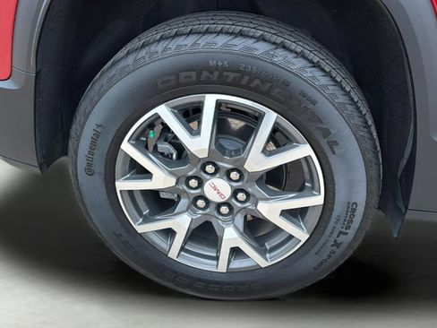 Used 2023 GMC Acadia SLE w/ Driver Convenience Package image 11