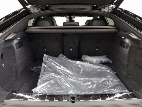 New 2026 BMW X6 xDrive40i w/ Climate Comfort Package image 18