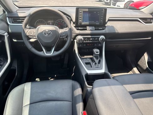 Used 2022 Toyota RAV4 XLE Premium FWD image 23