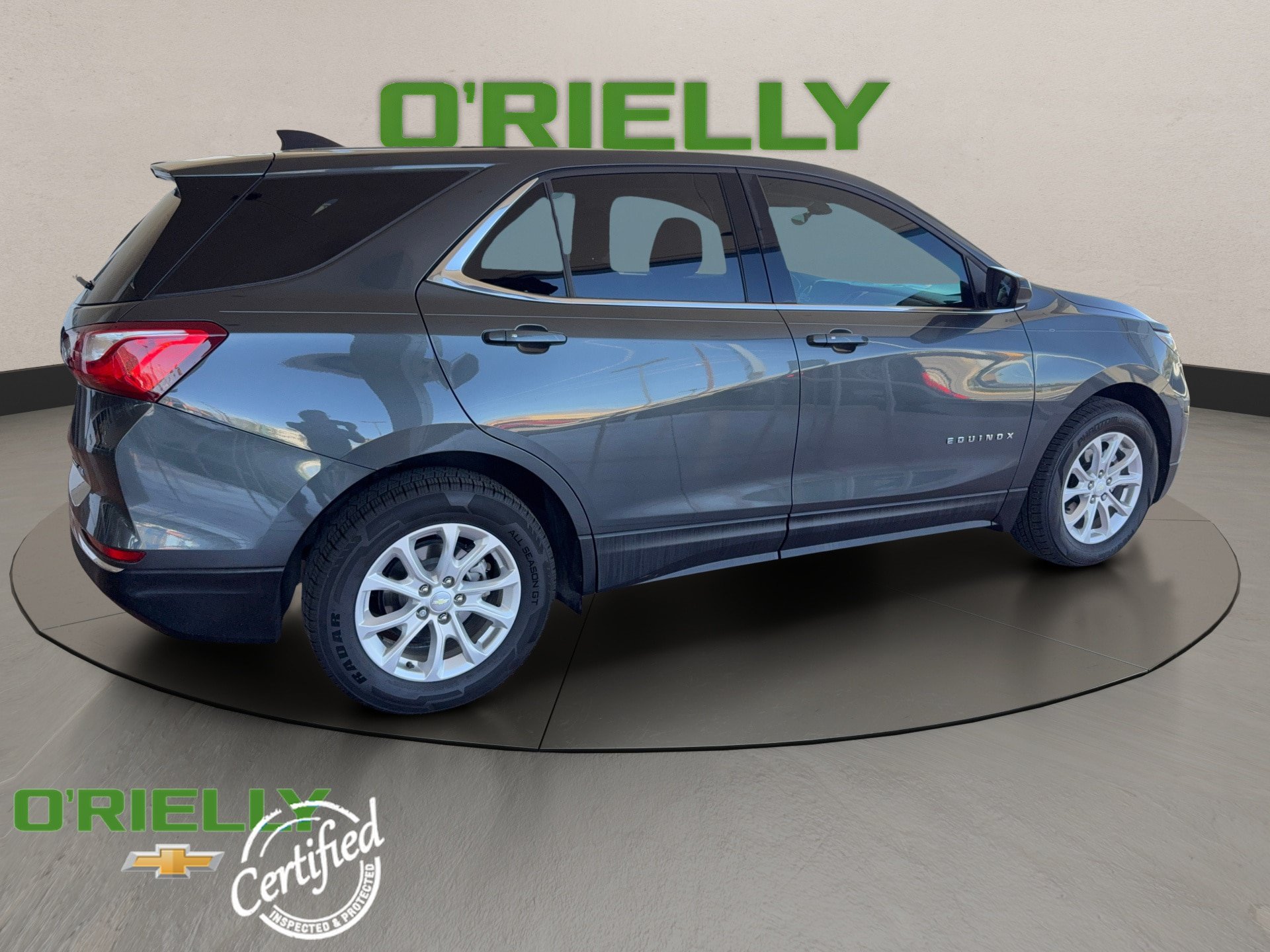 Used 2019 Chevrolet Equinox LT w/ LPO, Blackout Package FWD image 6