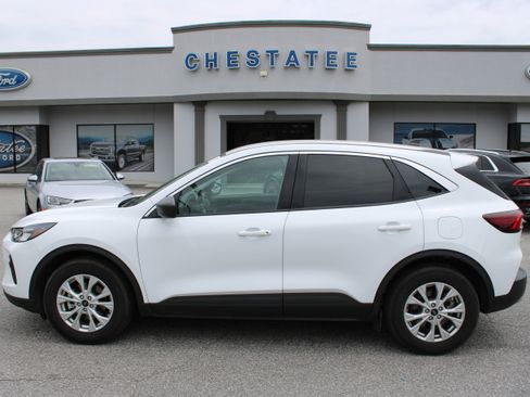 Used 2024 Ford Escape Active FWD image 1
