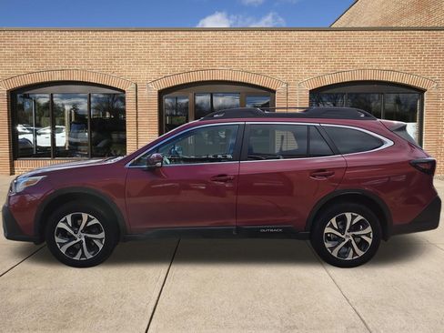 Used 2022 Subaru Outback Limited image 2