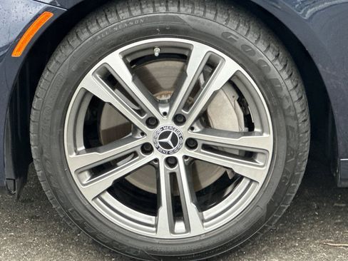 Used 2022 Mercedes-Benz E 350 Sedan image 36