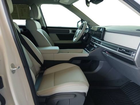 Used 2026 Hyundai Santa Fe SEL FWD image 15