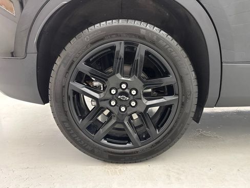 Used 2025 Chevrolet Blazer LT w/ Convenience Package FWD image 10