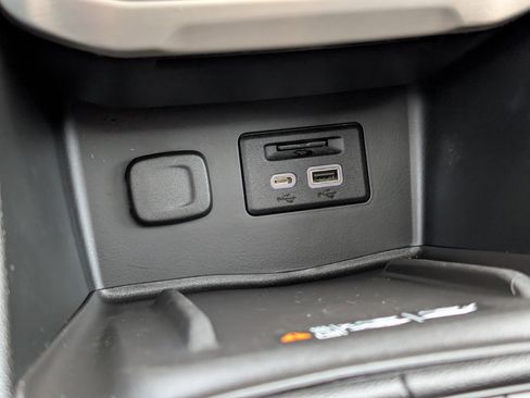 Used 2021 GMC Acadia Denali w/ Denali Ultimate Package image 24