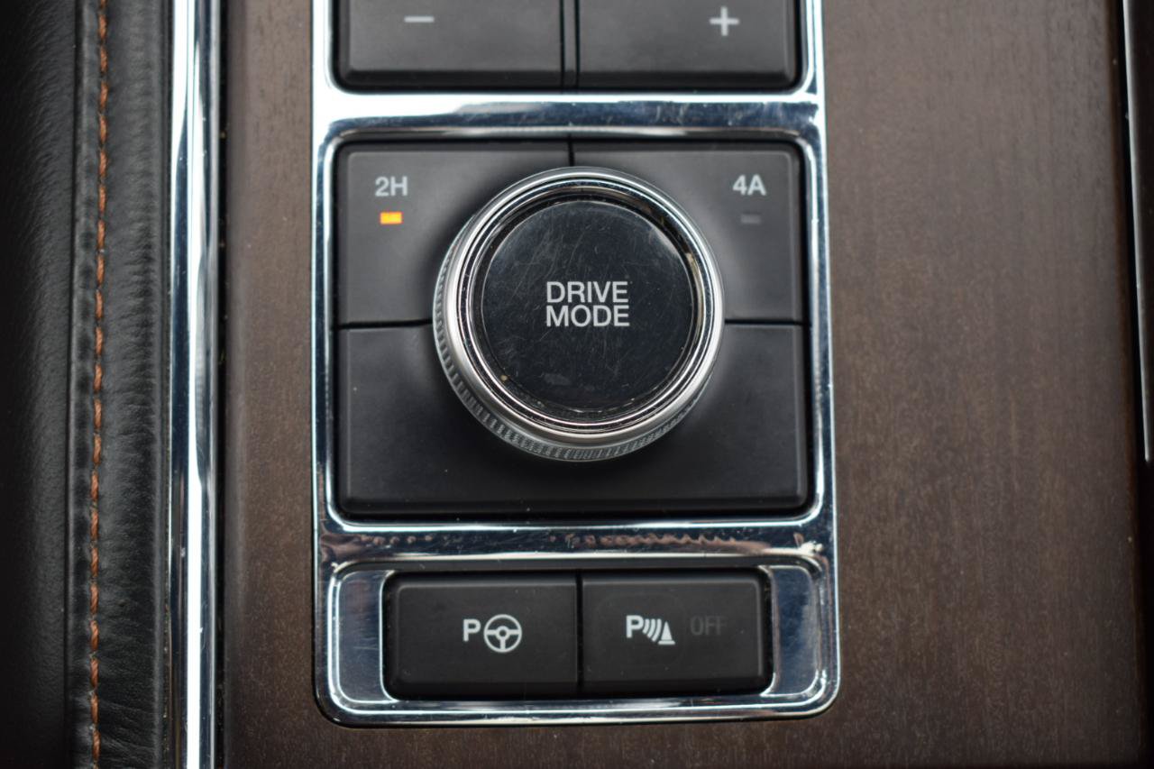 Used 2020 Ford Expedition King Ranch w/ Cargo Package AWD/4WD image 40