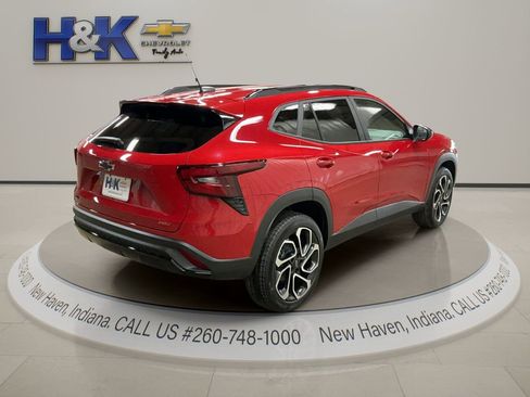 New 2026 Chevrolet Trax RS image 6