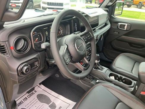 New 2026 Jeep Wrangler Unlimited Rubicon AWD/4WD image 13