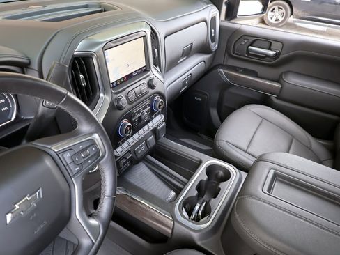 Used 2022 Chevrolet Silverado 2500 LTZ w/ LTZ Plus Package image 44