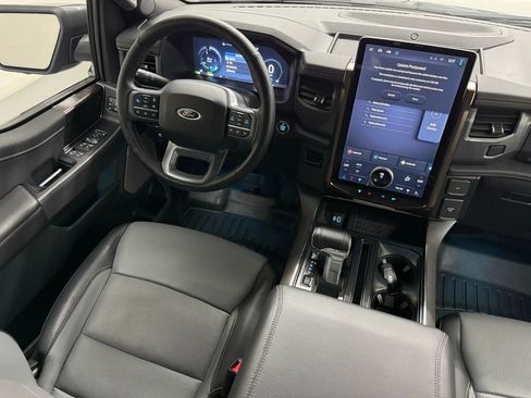 Used 2023 Ford F150 Lightning Lariat image 21