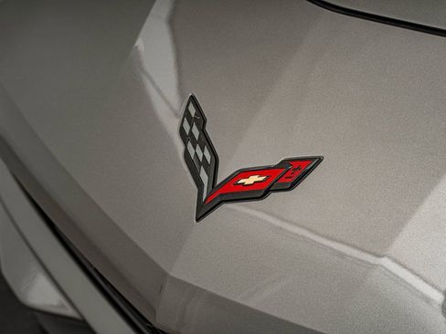 Used 2015 Chevrolet Corvette Z06 image 3