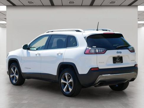 Used 2019 Jeep Cherokee Limited AWD/4WD image 4