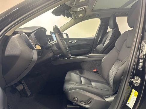 Certified 2026 Volvo XC60 B5 Plus AWD/4WD image 19