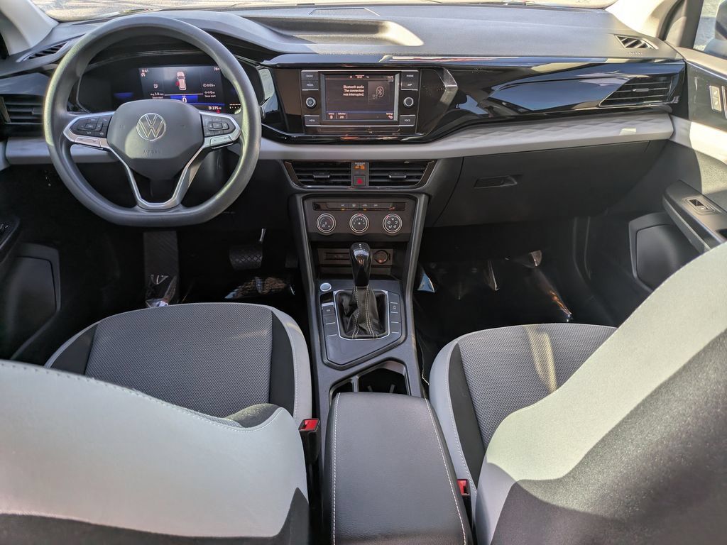 Certified 2022 Volkswagen Taos S FWD image 11