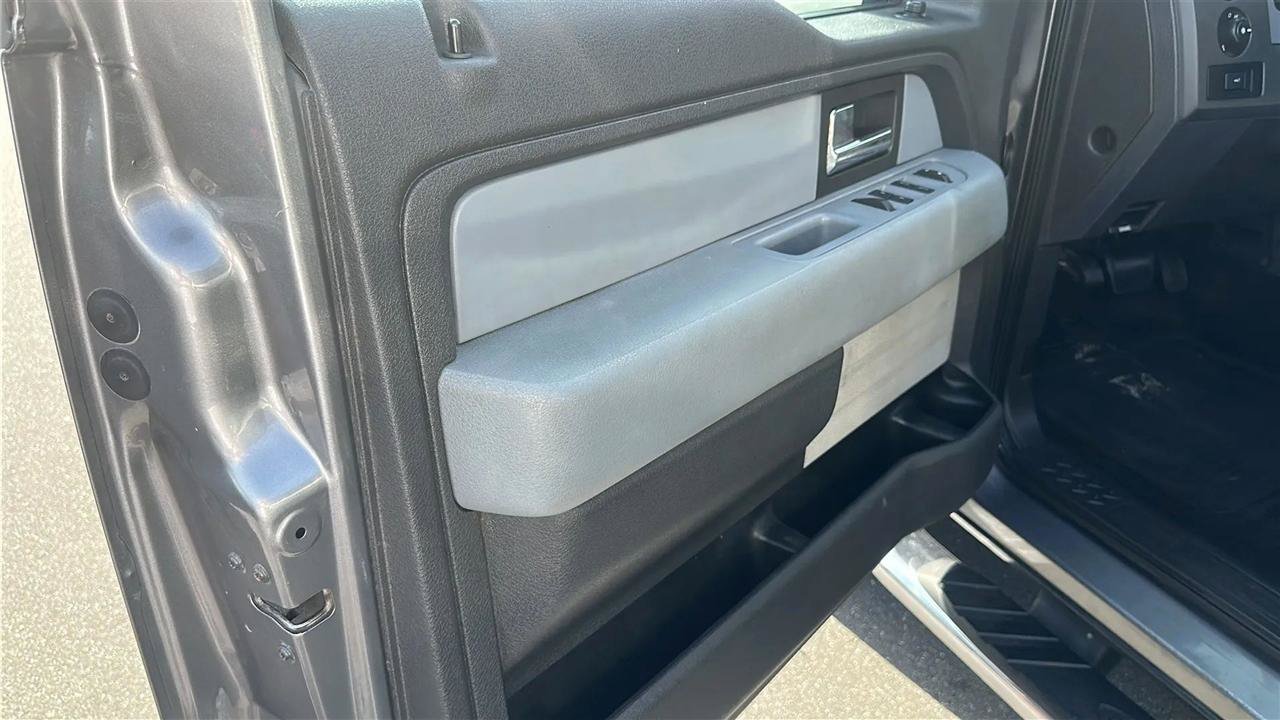Used 2013 Ford F150 XLT w/ Luxury Equipment Group RWD image 20