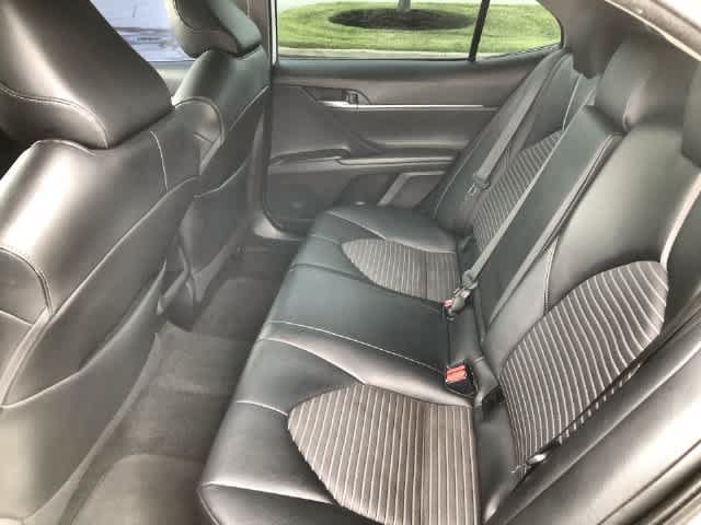 Used 2021 Toyota Camry SE FWD image 16