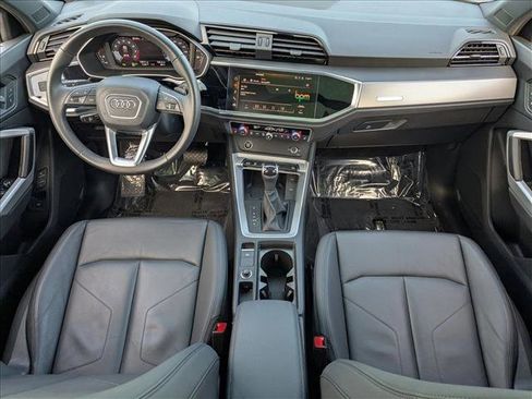 Certified 2025 Audi Q3 2.0T Premium w/ Convenience Package image 15