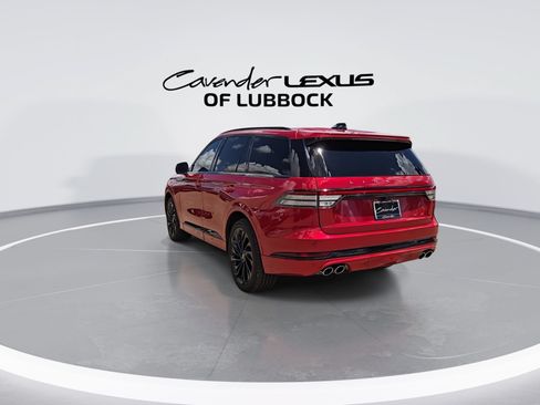 Used 2026 Lincoln Aviator Reserve AWD/4WD image 7