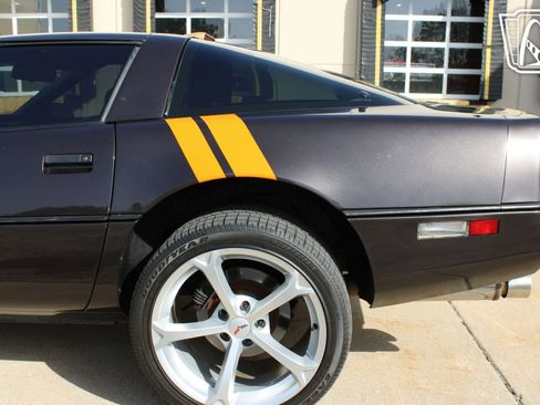 Used 1988 Chevrolet Corvette Custom image 38