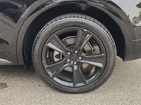 Used 2019 Audi Q5 2.0T Premium Plus w/ Premium Plus Package image 34