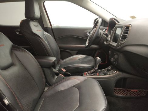 Used 2018 Jeep Compass Trailhawk w/ Leather Interior Group image 21