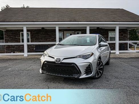 Used 2018 Toyota Corolla SE image 1
