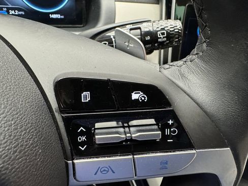 Used 2023 Hyundai Tucson Limited AWD/4WD image 15