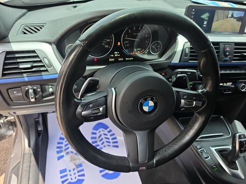 Used 2018 BMW 340i xDrive Sedan w/ Premium Package AWD/4WD image 15