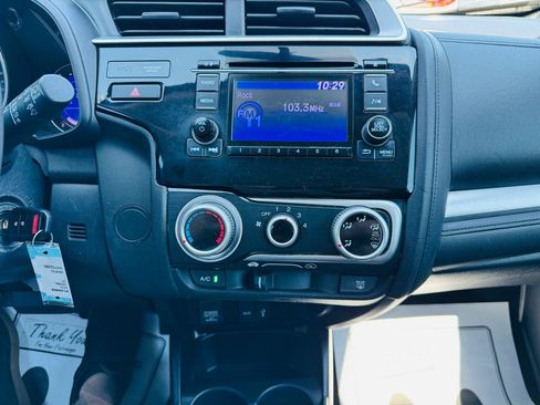 Used 2019 Honda Fit LX image 12