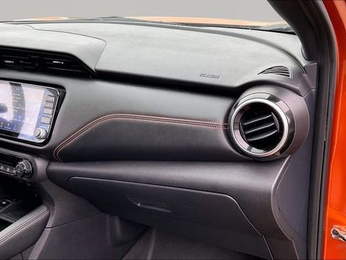 Used 2021 Nissan Kicks SR w/ Interior Electronics Package image 18