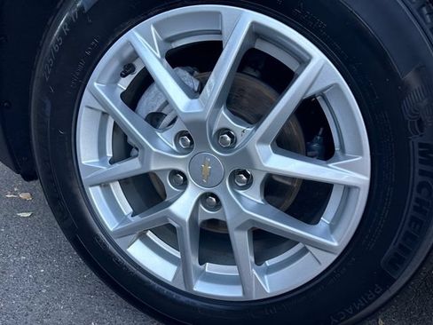 Certified 2023 Chevrolet Equinox LT FWD image 26
