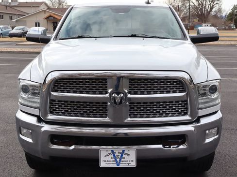 Used 2015 RAM 2500 Laramie w/ Cold Weather Group image 12