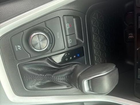 Used 2024 Toyota RAV4 XSE AWD/4WD image 20