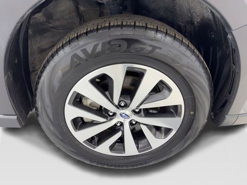 Used 2025 Subaru Outback Premium image 83