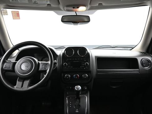 Used 2016 Jeep Patriot Sport AWD/4WD image 16