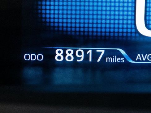 Used 2017 Toyota Prius Three image 26