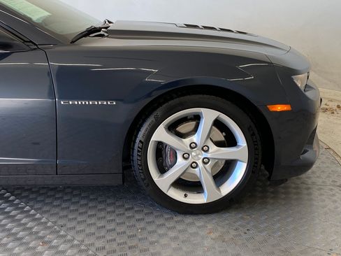 Used 2014 Chevrolet Camaro SS image 11
