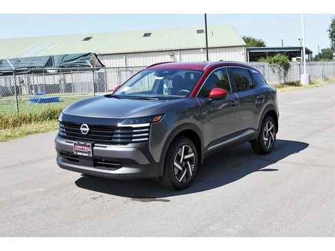 New 2026 Nissan Kicks SV image 2