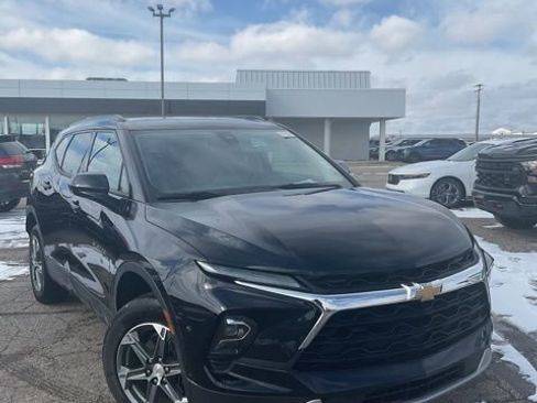 Certified 2024 Chevrolet Blazer LT w/ Convenience Package image 1