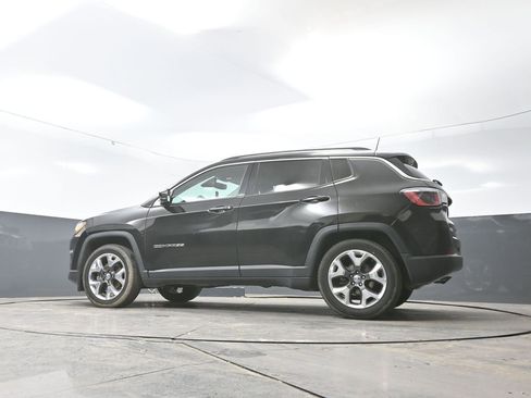 Used 2019 Jeep Compass Limited image 29