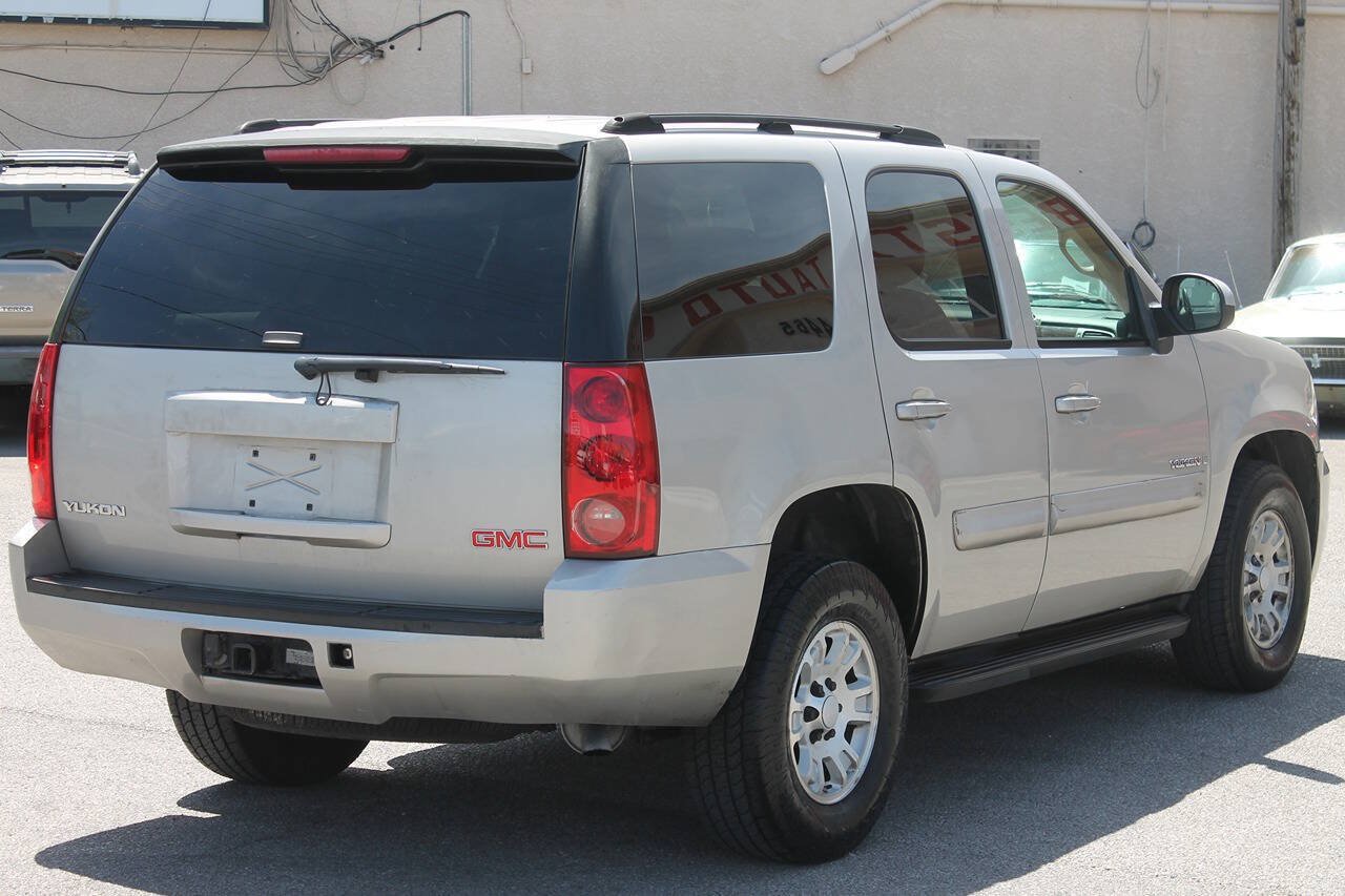 Used 2007 GMC Yukon SLE RWD image 8