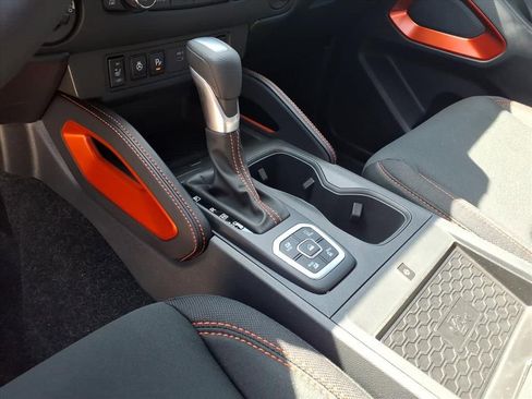 New 2026 Nissan Frontier PRO-4X w/ Pro-4x Convenience Package image 16