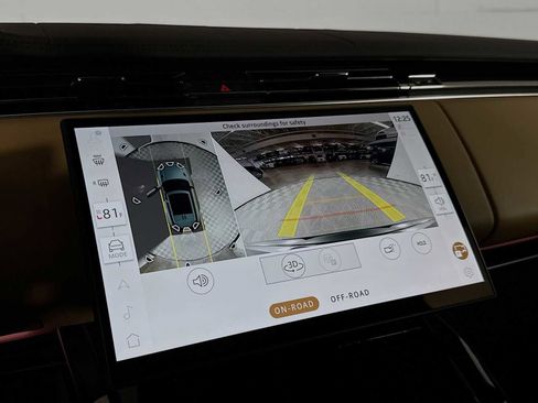 New 2026 Land Rover Range Rover Sport Dynamic SE image 15