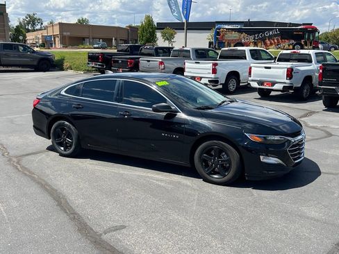 Used 2022 Chevrolet Malibu LS FWD image 6