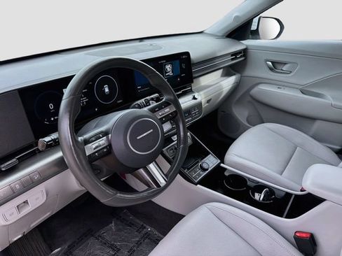 Certified 2024 Hyundai Kona Limited AWD/4WD image 9