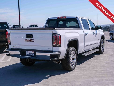 Used 2018 GMC Sierra 1500 SLT w/ SLT Premium Package AWD/4WD image 4