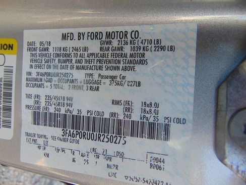 Used 2018 Ford Fusion Titanium FWD image 31